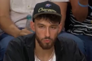 华体会中国-佩奇空砍44分惨遭绝杀！切特现场观战发推：