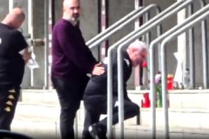 华体会平台-白发人送黑发人！布彭扎恩师跪地痛哭，情绪崩溃无法参加发布会