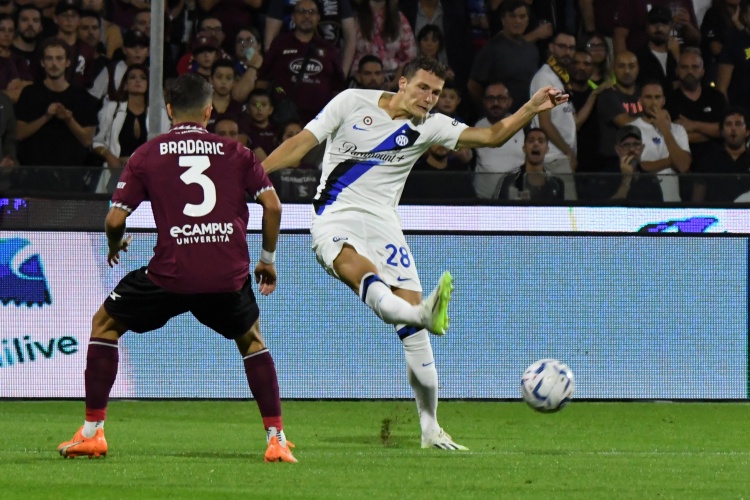 记者：沙特俱乐部新未来城体育有意帕瓦尔，已与球员进行接触