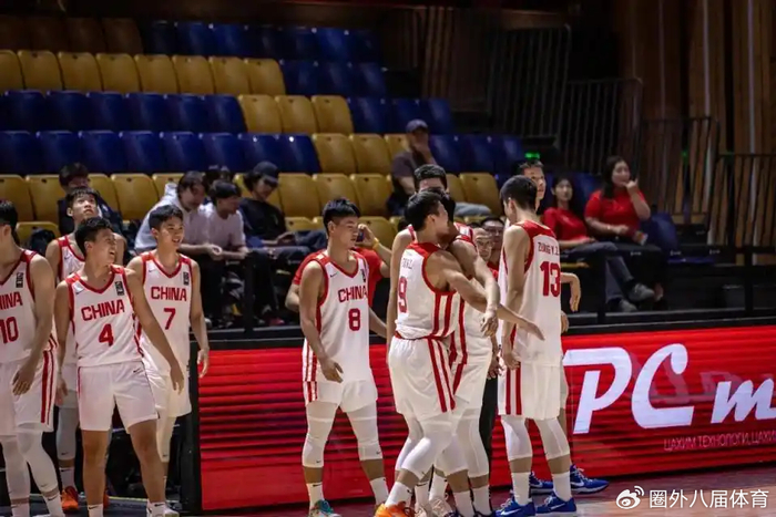 华体会入口-官宣，上海男篮3人离队，2小前锋+1内线，王哲林送祝福|张子|赵杰|张懿|纽约尼克斯队|张子一_新浪体育_新浪新闻