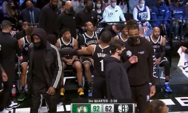 华体会平台-【现场】无核篮网惨遭九连败 流言猖獗愁云密布